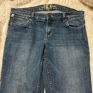 Women’s !It size 30 Classic Blue cropped Jeans